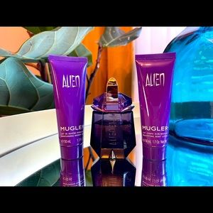 Alien by Mugler